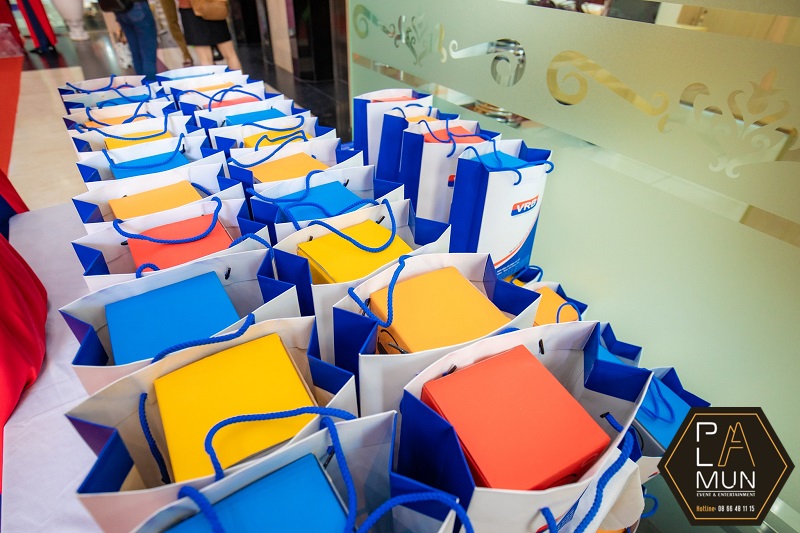 quà tặng lễ khánh thành