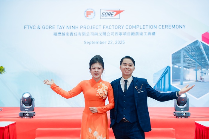 Lựa chọn MC song ngữ chuẩn giọng – đúng tông sự kiện