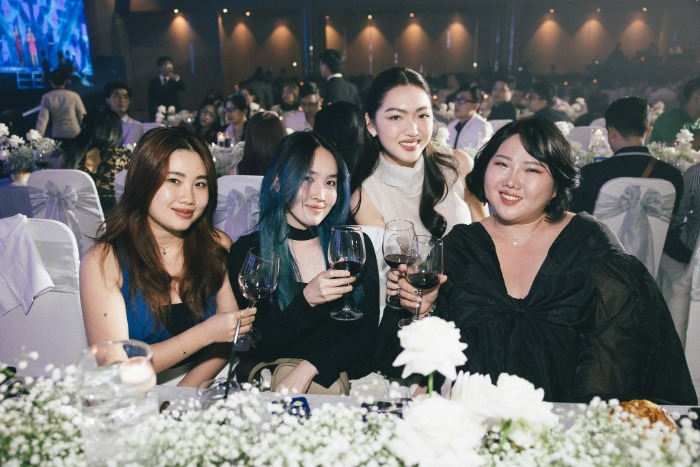 Các yếu tố cần cân nhắc khi lựa chọn các địa điểm tổ chức Year End Party