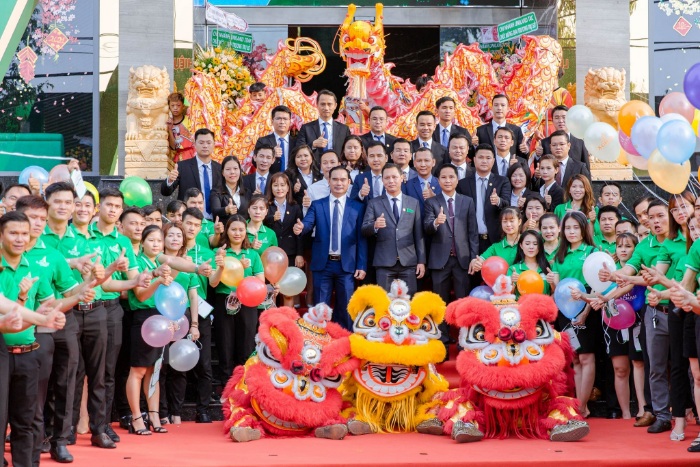 lễ khai trương phòng khám tư nhân