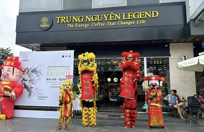 tổ chức khai trương quán cà phê