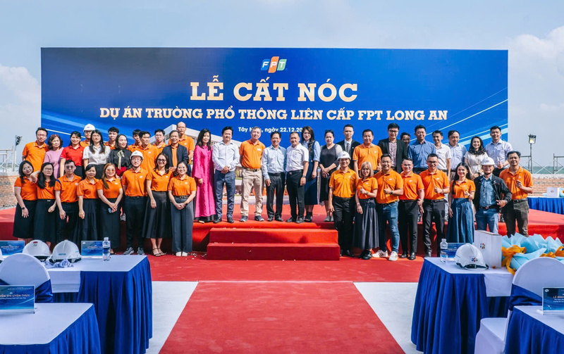 lễ cất nóc trường FPT Long An