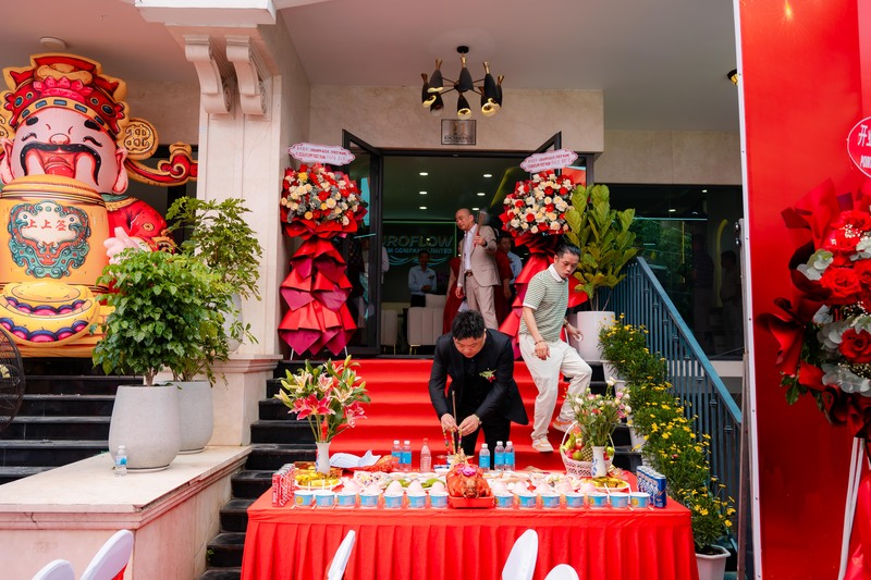 Không khí trang nghiêm của nghi thức cúng cầu an