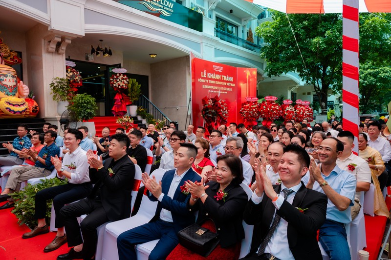 Nghi thức cắt băng và quy trình lễ khánh thành trang trọng