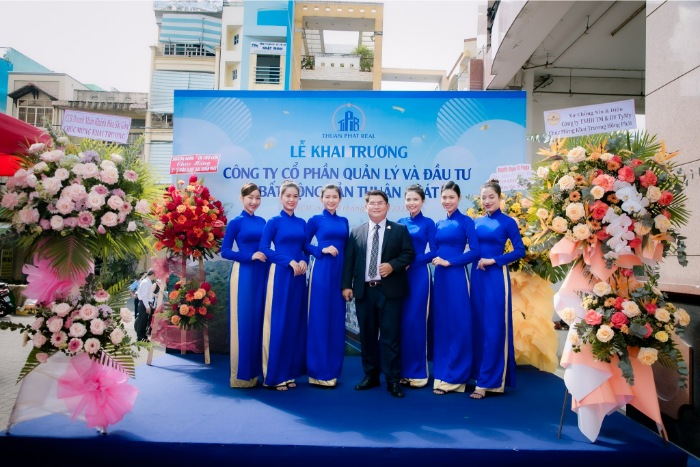 Trang trí, setup không đồng bộ với hình ảnh thương hiệu