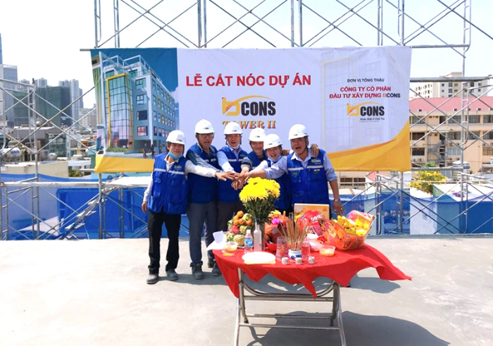 lễ cất nóc chung cư