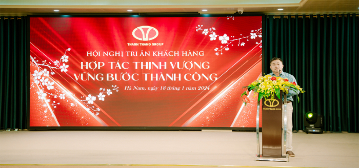 Backdrop kết hợp màn hình LED và hiệu ứng ánh sáng động