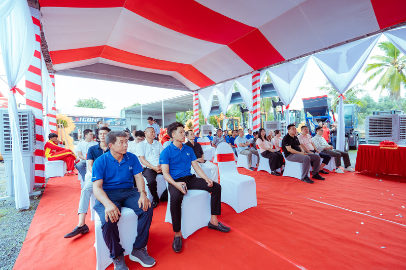 tổ chức khai trương chi nhánh