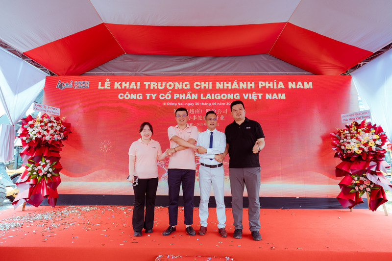 Tham quan cơ sở vật chất và tiệc giao lưu