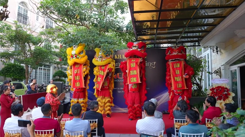 Tiếp đón khách mời & tiết mục múa lân sôi động khai mạc chương trình