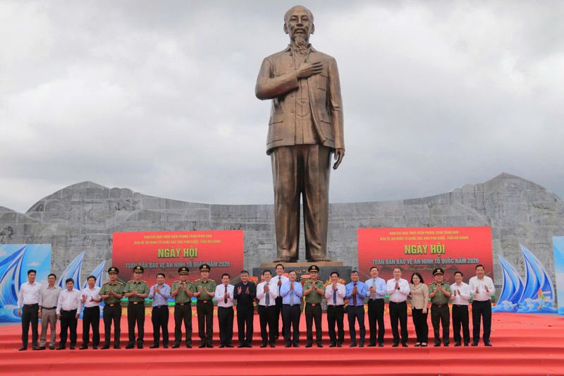 Ý nghĩa của việc tổ chức Ngày hội Toàn dân bảo vệ an ninh Tổ quốc trong giai đoạn mới
