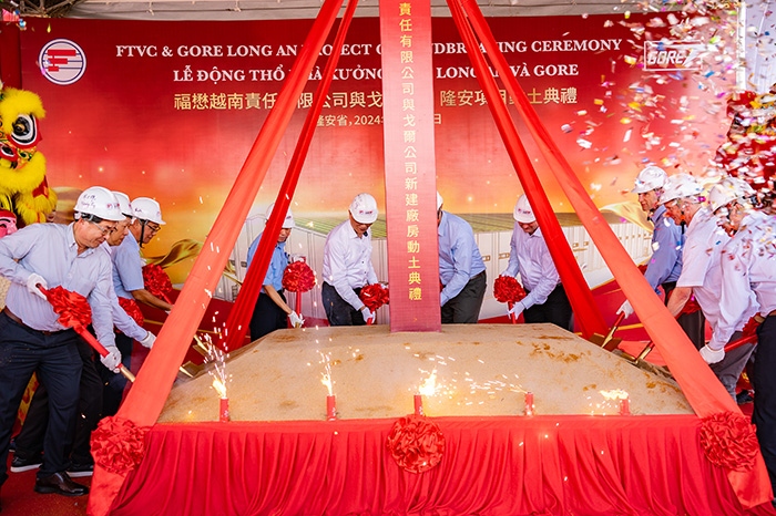động thổ trời mưa