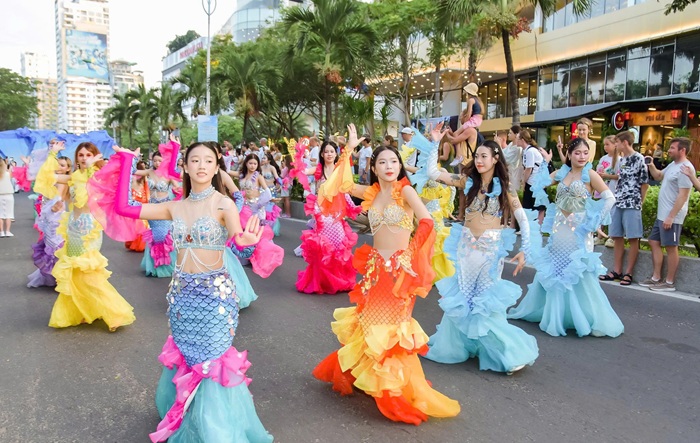 Hoàn thiện thủ tục pháp lý, giấy phép xin phép tổ chức lễ hội đại chúng